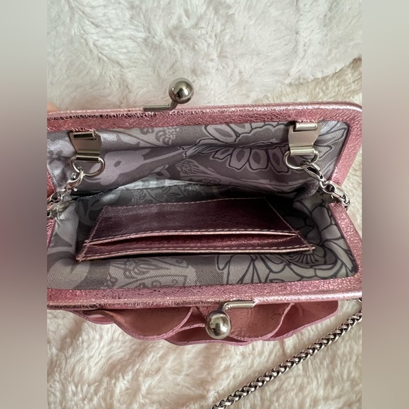 Brighton Crossbody Purse Rosalie Flower Rose
Metallic Pink Leather - Picture 5 of 9